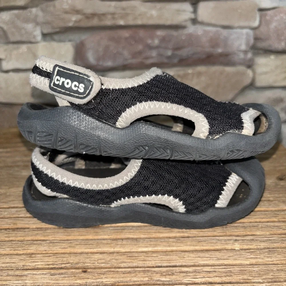 Crocs Black C 8 Swiftwater Sandal Closed Bump Toe Fisherman Water Safe Toddler